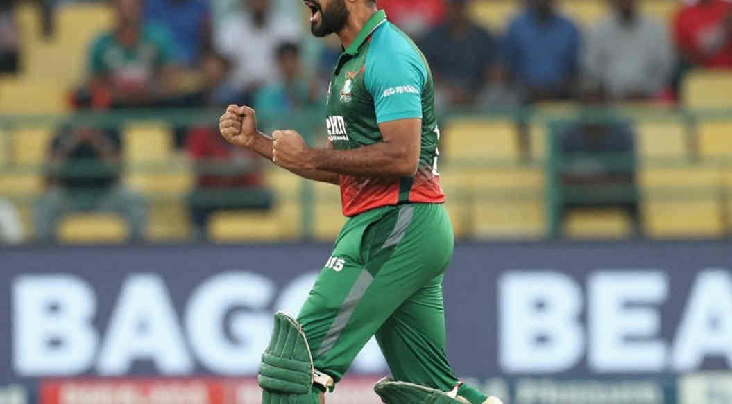 হ্যাগলি ওভাল, দ্বিতীয় টি-টোয়েন্টি: স্পিন কোটা ফুরানোর ফাঁকে টিলক বর্মার হিলি, ভারত ২-০