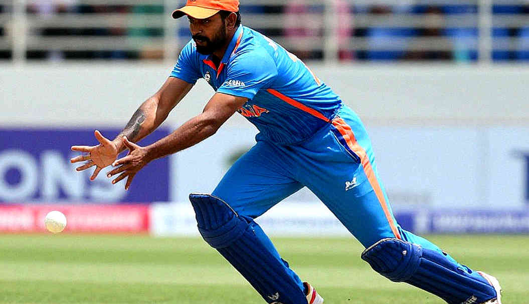 আঙুলের চোটে মিরপুর টেস্ট থেকে ছিটকে গেলেন মুশফিকুর রহিম: মধ্যক্রমের ভার তাওহিদ হৃদয়ের কাঁধে, ডব্লিউটিসি সমীকরণে বাড়ল চাপ