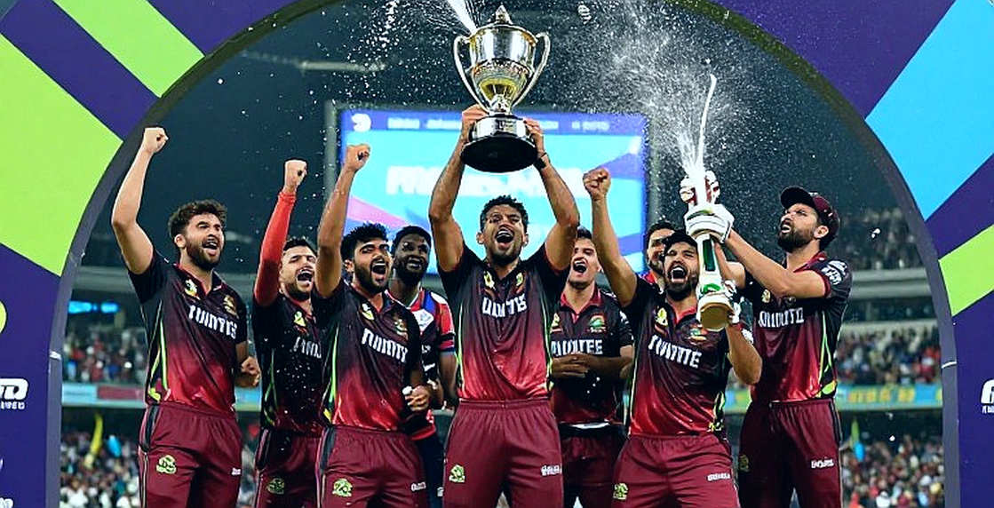 কেপ টাউনের আগে কামিন্সের 'বাড়তি ব্যাটিং' আসলে বোলিং লোডের হিসাব